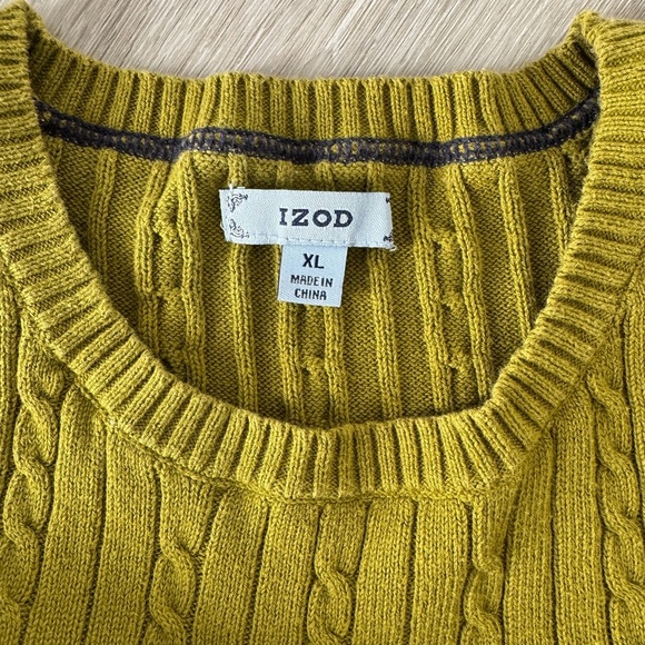 Izod Green Crew Neck Sweater Cable Knit Size XL - Picture 2 of 6